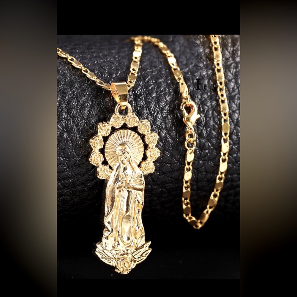 Necklace